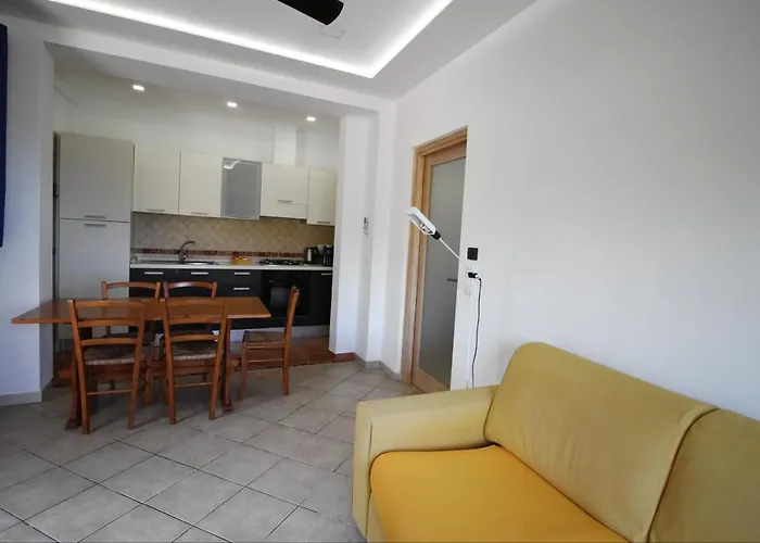 L' Arca Чефалу